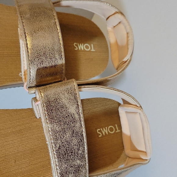 TOM'S Ray Metallic Hook Loop Straps Sandals 9 - Picture 9 of 11